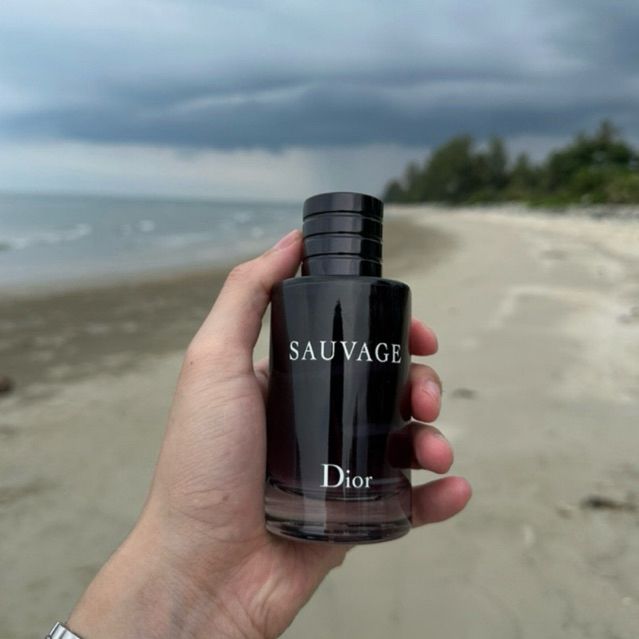 Dior Sauvage EDT – 100ml | Fresh, Crisp & Magnetic Masculine Fragrance