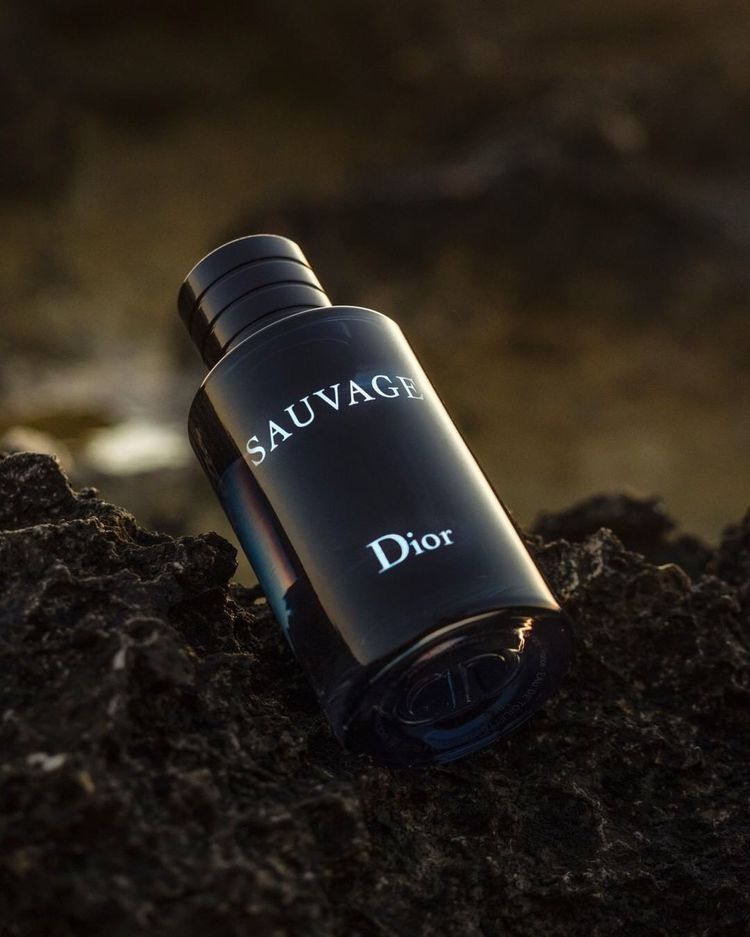 Dior Sauvage EDT – 100ml | Fresh, Crisp & Magnetic Masculine Fragrance