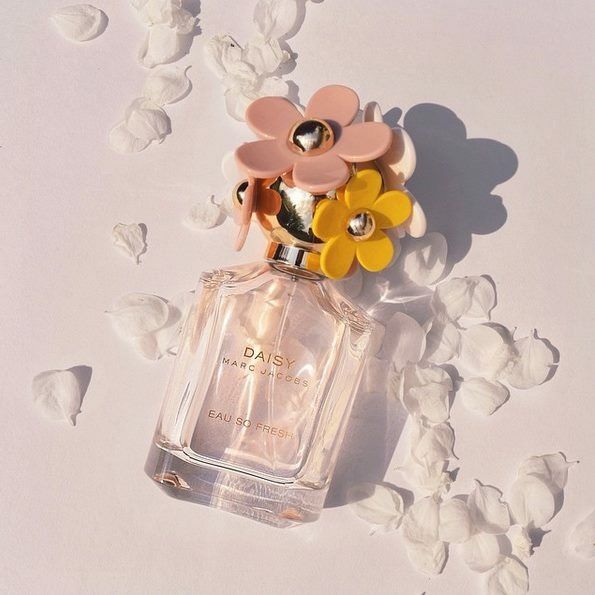 Marc Jacobs Daisy Eau So Fresh Eau de Toilette for Women – 4.2 oz / 125ml