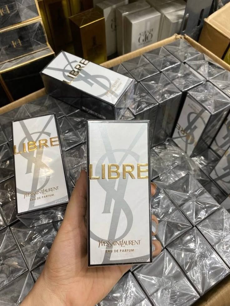 Yves Saint Laurent Libre Eau de Parfum for Women 3.0 fl. oz. / 90ml